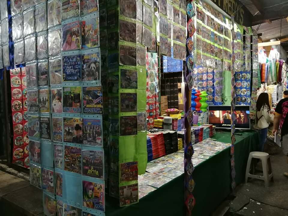 CD stand på det lokale markede