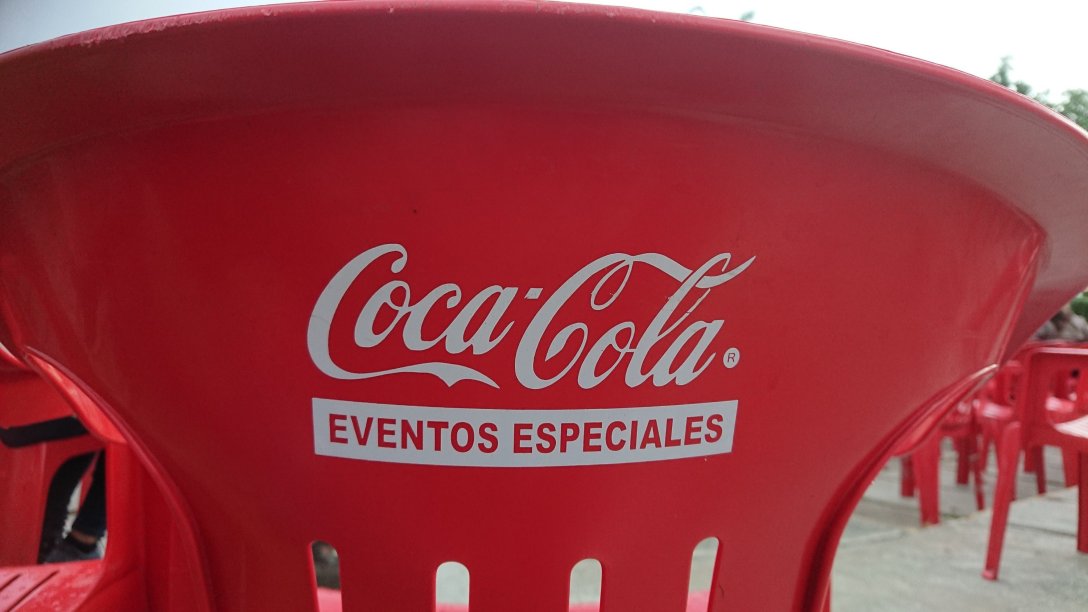 Coca Cola Sponser Coca Cola sponsorerer umiddelbart det meste hernede..