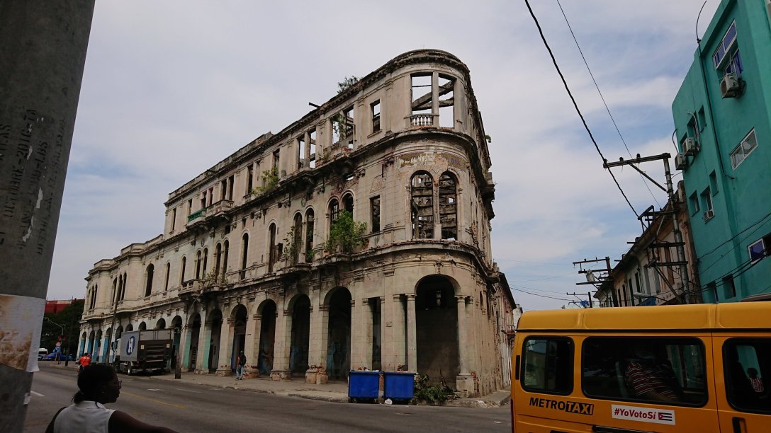 Hus