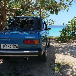 22: Playa Girón